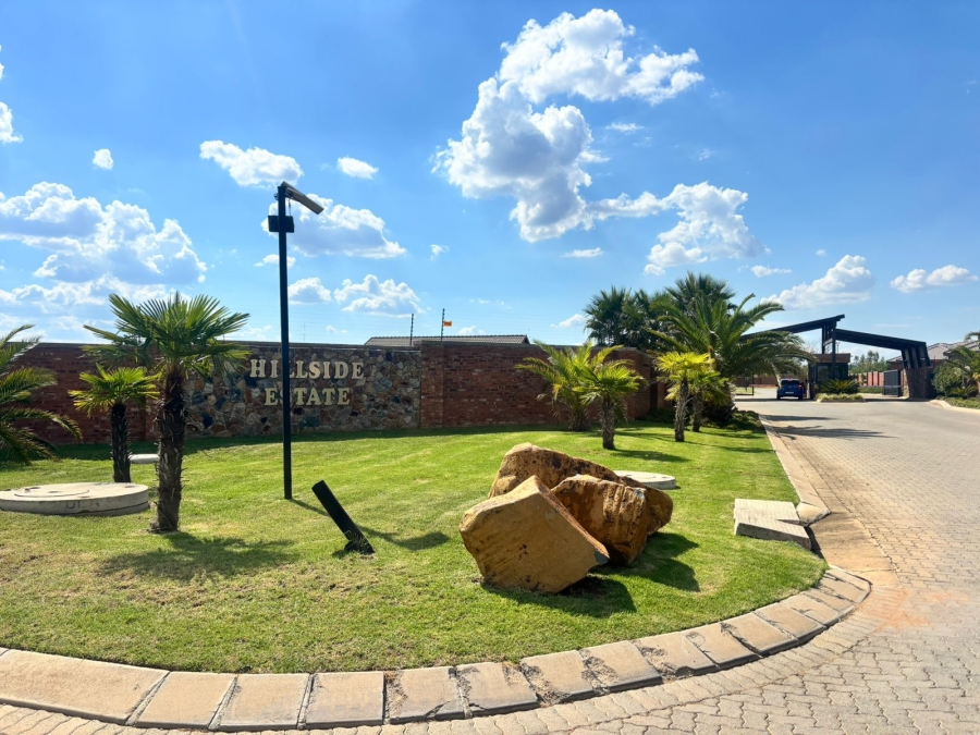 3 Bedroom Property for Sale in Van Der Hoff Park North West